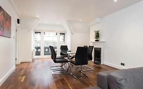 Fleet Street Apartment 4